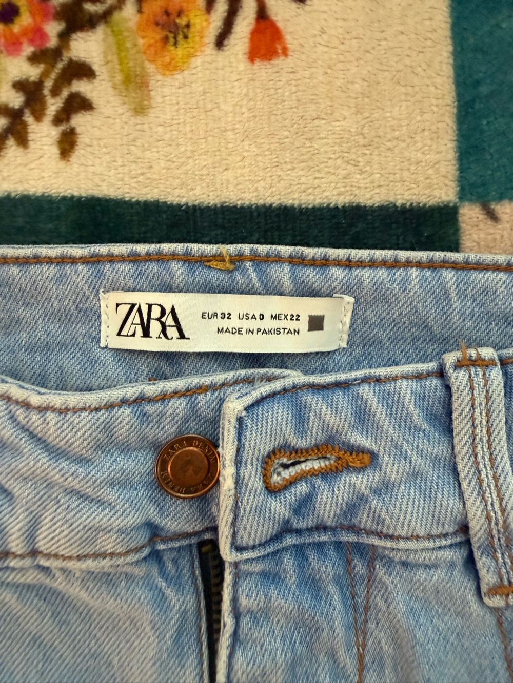 Zara Light Blue Denim Jeans